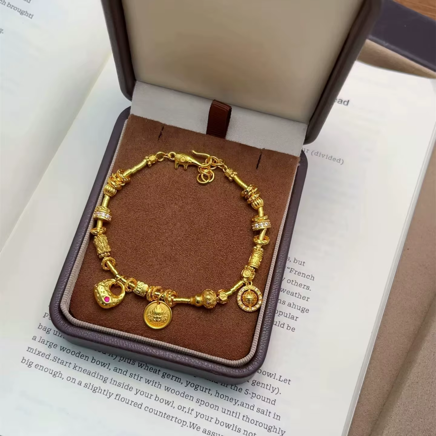 Bracelet Ins rétro plaqué or véritable, forte préservant la couleur, scale d'or antique, petite grai