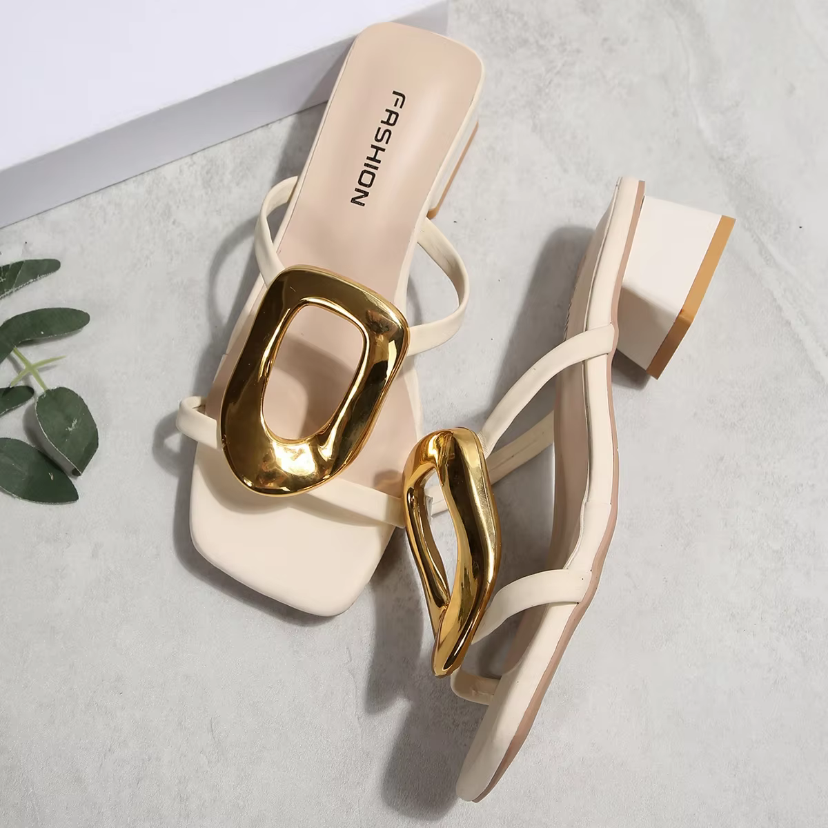Femmes élégantes sandales Sexy chaussures De mariage De créateur talons mi-hauts bout ouvert luxe mo
