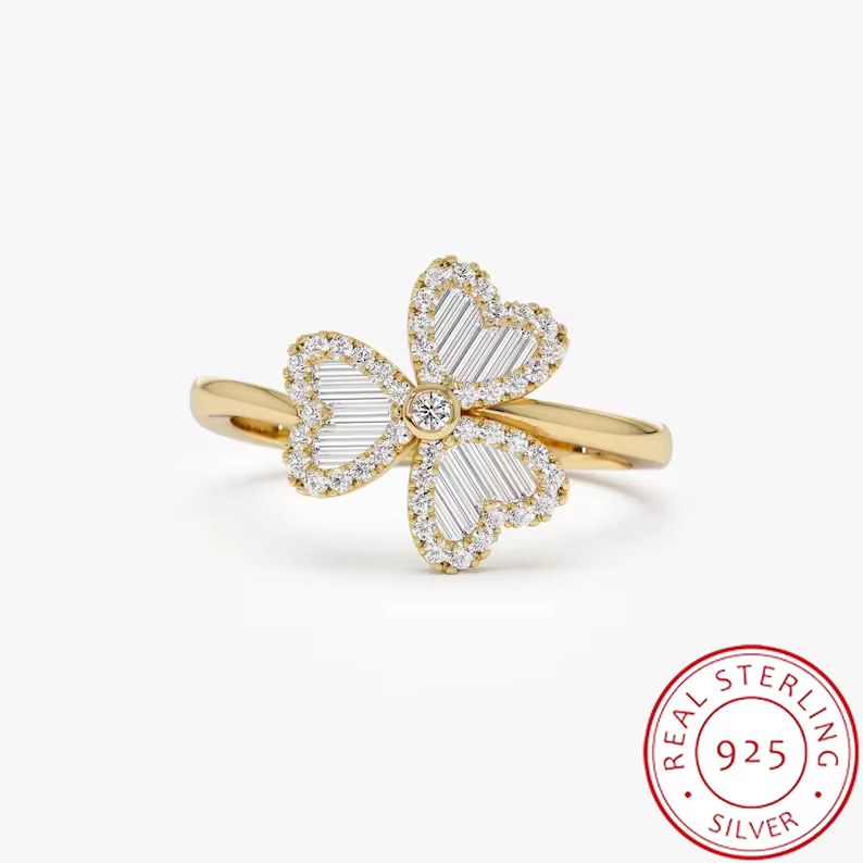 Bague trèfle porte-bonheur en or 18 carats pour femme – Bracelet empilable élégant avec breloque à q