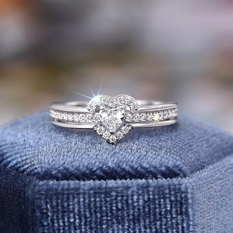 Bague pour femme Huitan en forme de cœur romantique pour accessoires de mariage et d'anniversaire, c