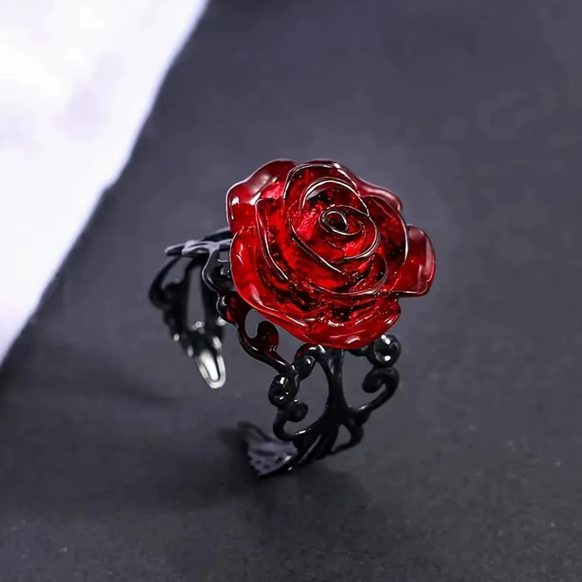 Bague Punk gothique Rose rouge, vigne noire ornée, sorcière païenne, Vintage, créative, Halloween, C