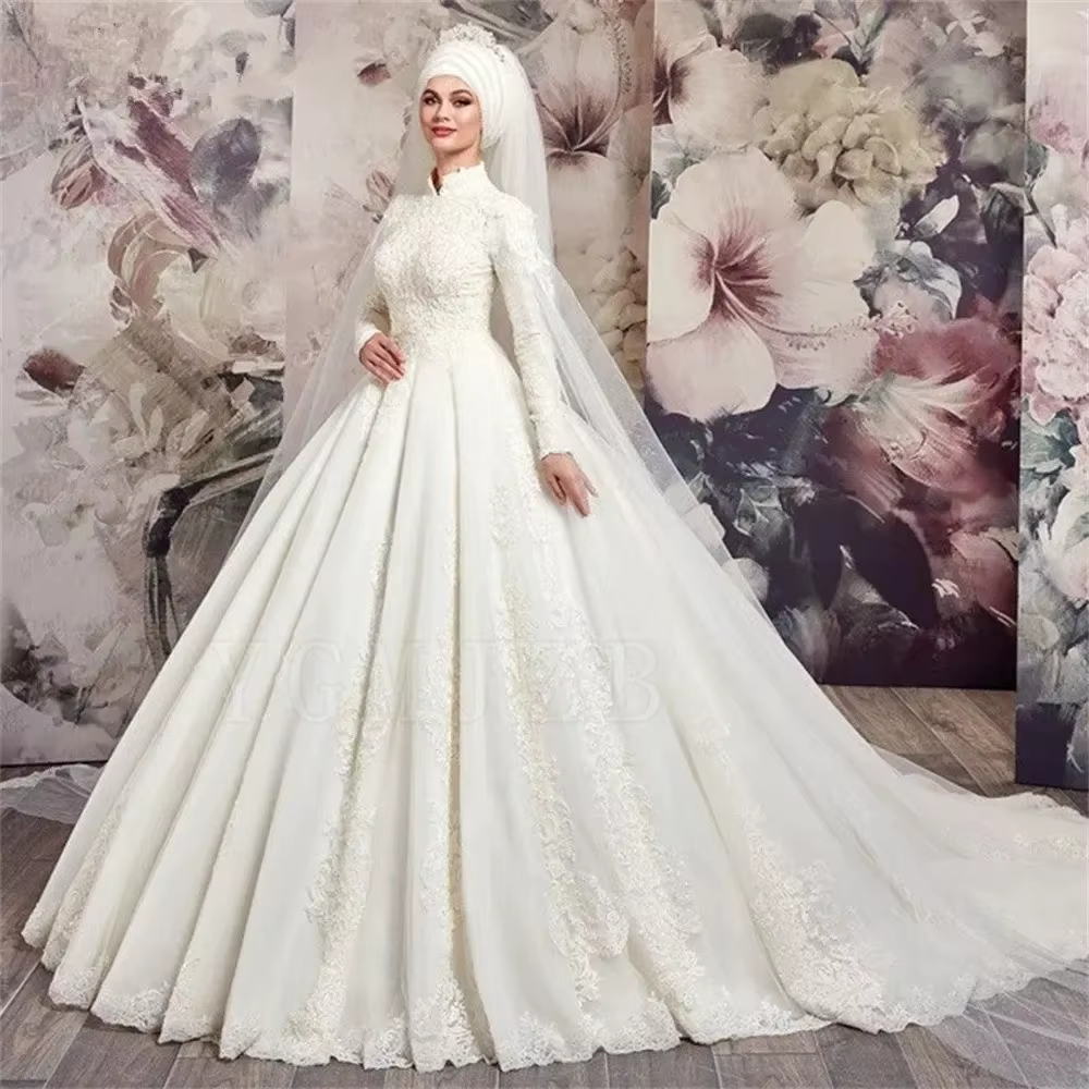 Robe de mariée musulmane grande taille avec cape, col haut de luxe, appliques en dentelle, perles, m