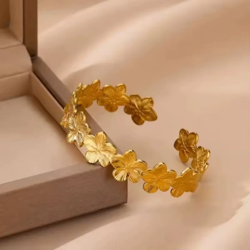 Bague ondulée géométrique couleur or pour femmes, nouvelle Niche, cadeau de fiançailles, de mariage,