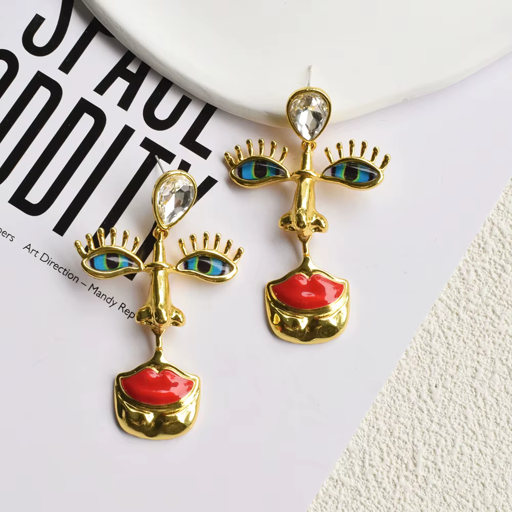 Collier pendentif yeux en métal de style baroque pour femme, lèvres rouges, bijoux ethniques vintage
