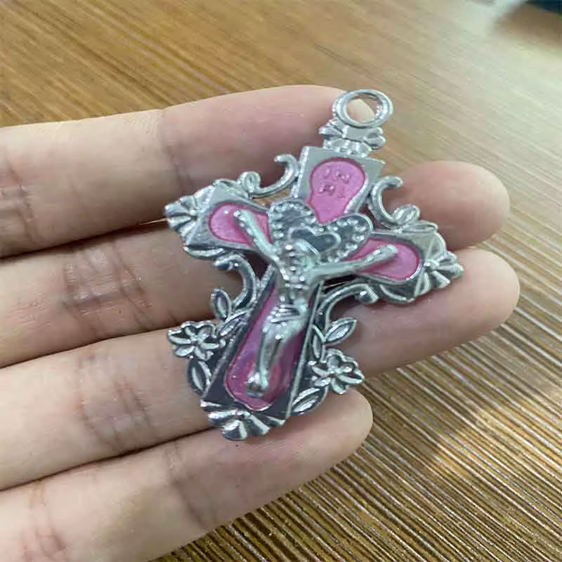 Pendentif croix catholique en alliage de zinc, pendentif portrait de Jésus, cadeau catholique, cadea