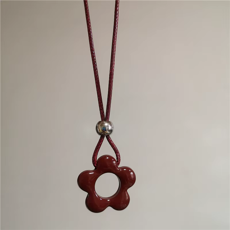 2025 Kpop à la mode perles rouges colliers ras du cou pour les femmes fleur pull chaîne collier esth