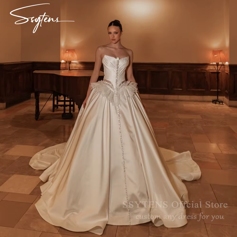 Robe de mariée SSYTENS luxueuse en satin avec corsage en dentelle, coupe trapèze, personnalisée, col