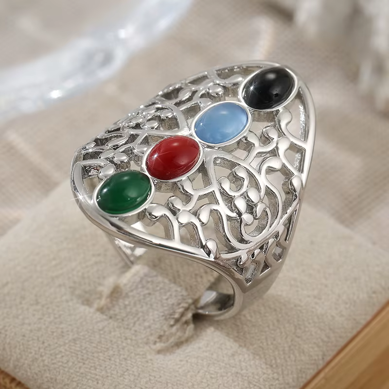 Bague texturée creuse pour femme, style ethnique, avec pierres synthétiques multicolores, vintage et