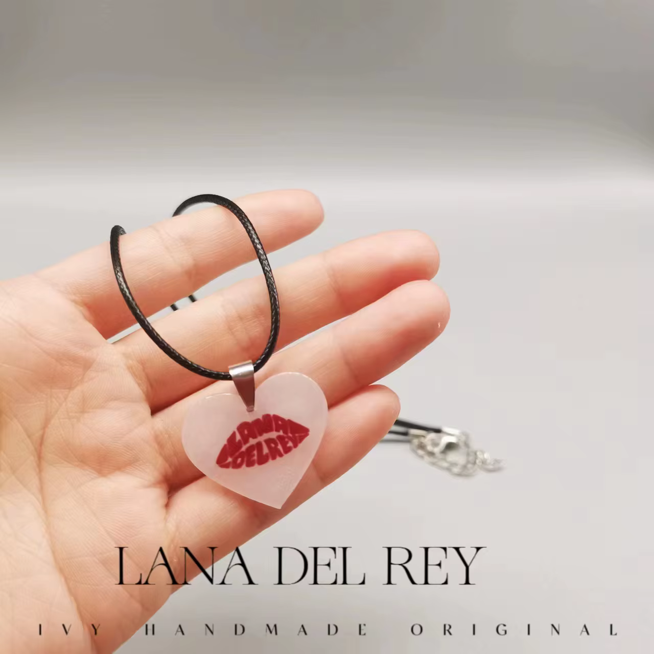 Lana Del Rey coeur collier pendentif pour femmes acrylique Lana Del Rey accessoires collier breloque