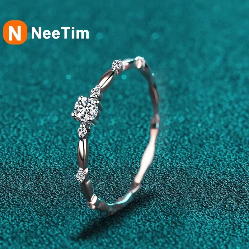 NeeTim D couleur VVS1 Moissanite bague pour femmes mariage bijoux fins avec certificat 925 en argent