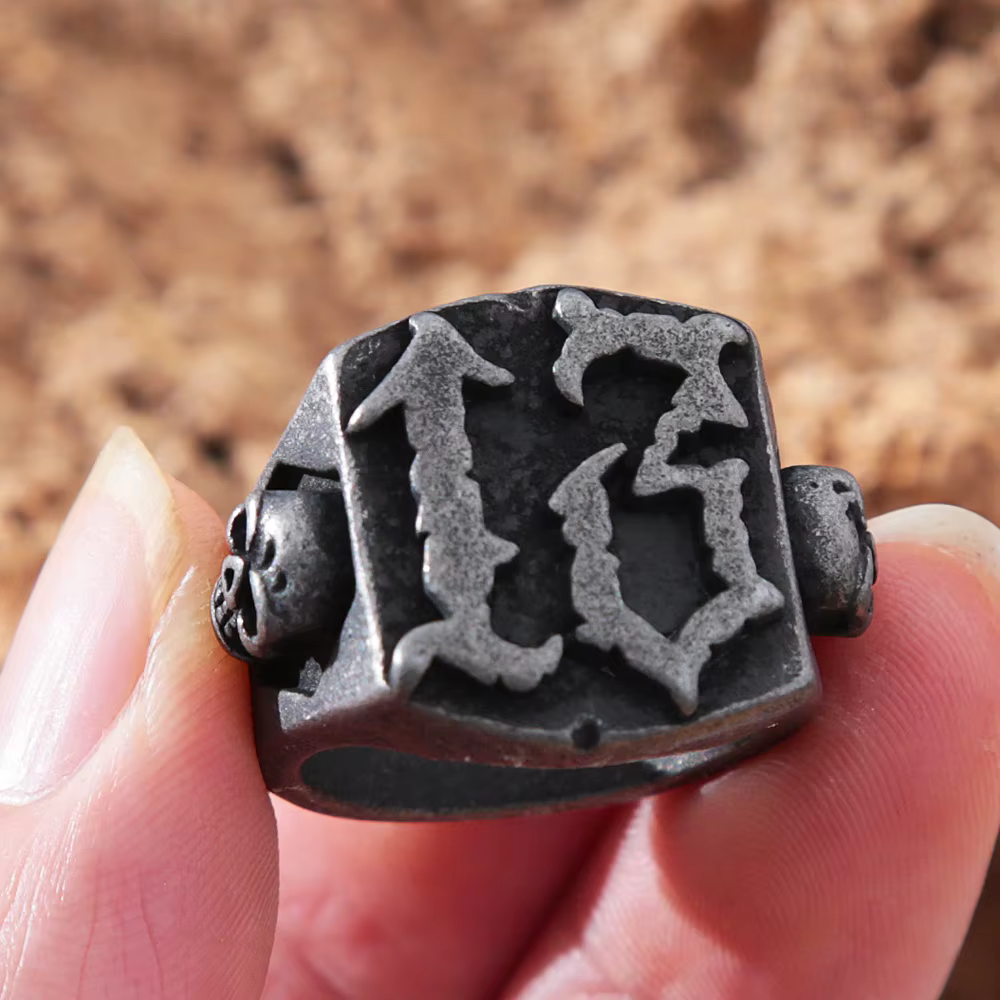 Bague gothique noire 13 crâne pour hommes, Punk Hip Hop Street, motard en acier inoxydable, numéro 1