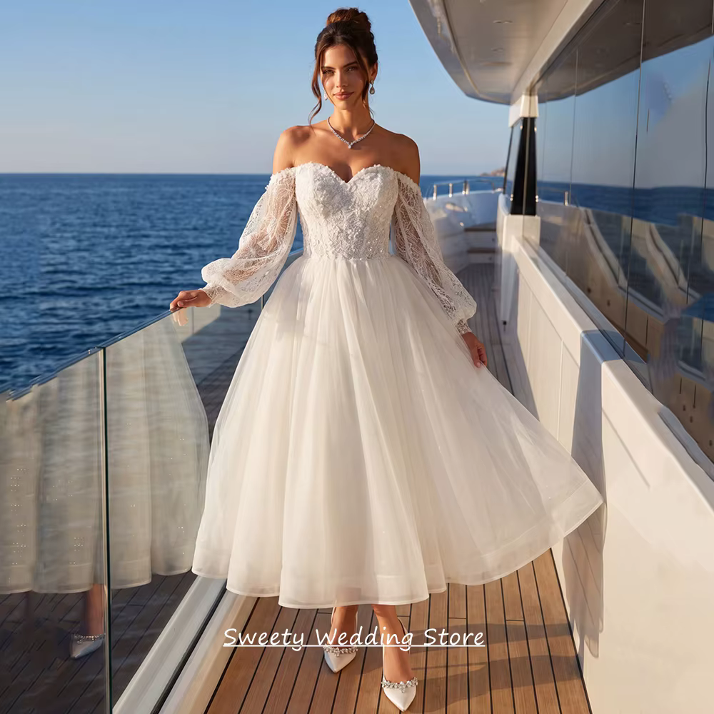 Robe de mariée corset personnalisée, nouvelle collection, manches bouffantes, décolleté cœur, appliq