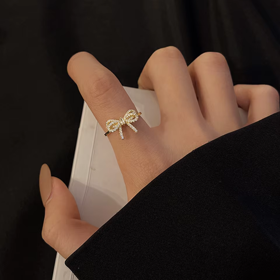 ZAKOL coréenne mode cristal arc bague pour les femmes Micropavé zircone minimaliste tendance doigt b