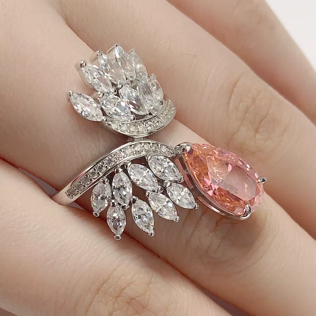 Bague en grenat de diamant rouge coupe poire dramatique de 4Ct AU585, bague en or blanc 14K, bijoux 