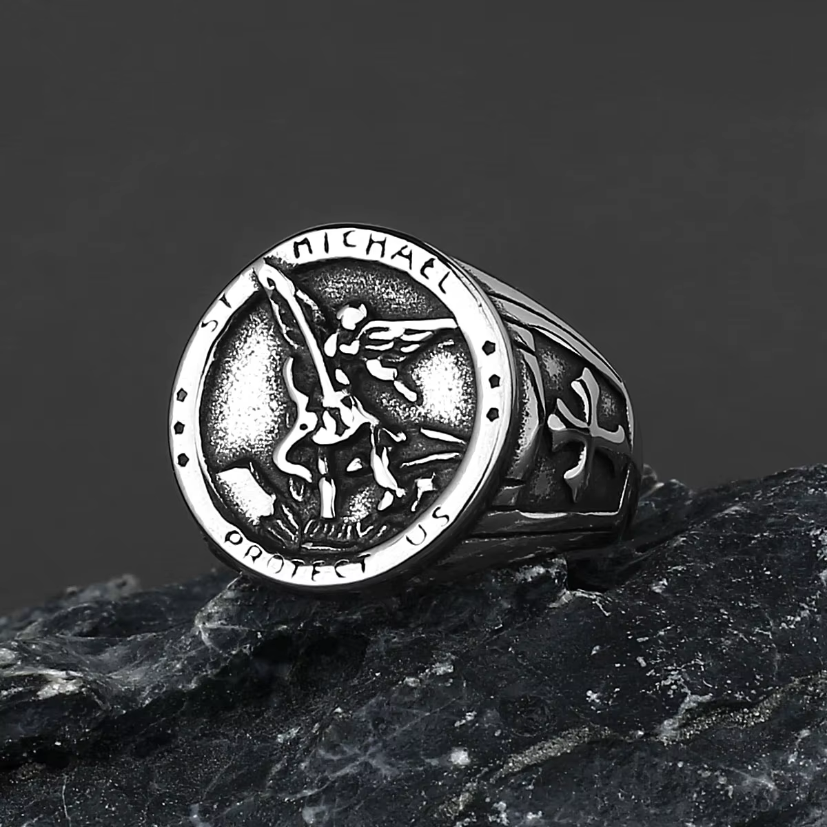 Bague motif Saint Michel pour homme, style religieux, foi catholique, acier inoxydable, document en 