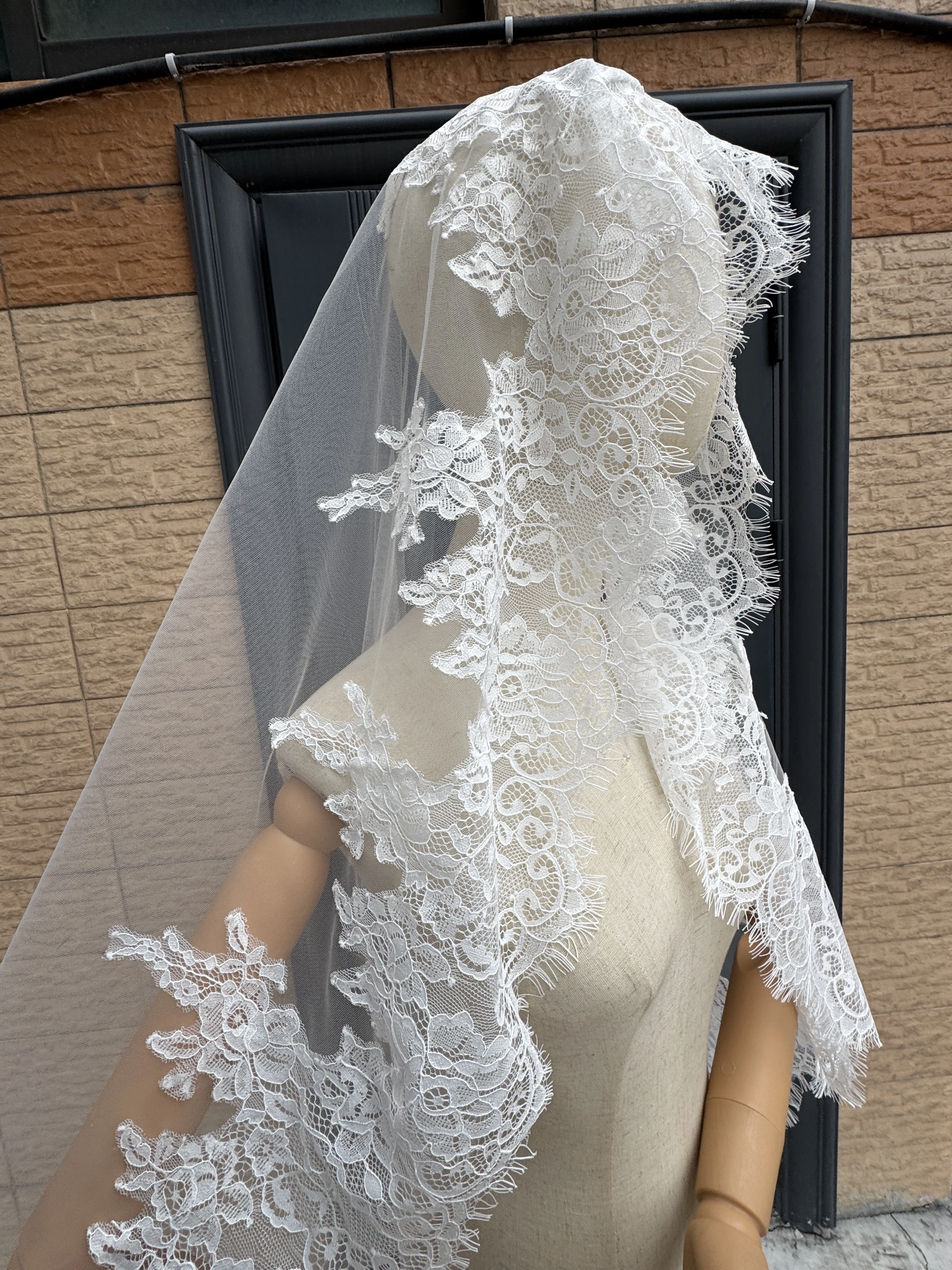 Nouveau Voile de Mariée Long en Dentelle 2026 – Voile de Mariage, Mantilla, Accessoires de Mariage, 