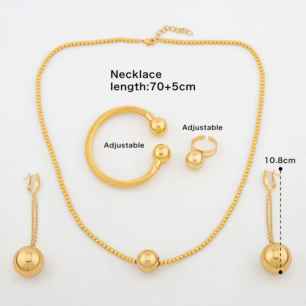 Ensemble de bijoux plaqués or 18 carats