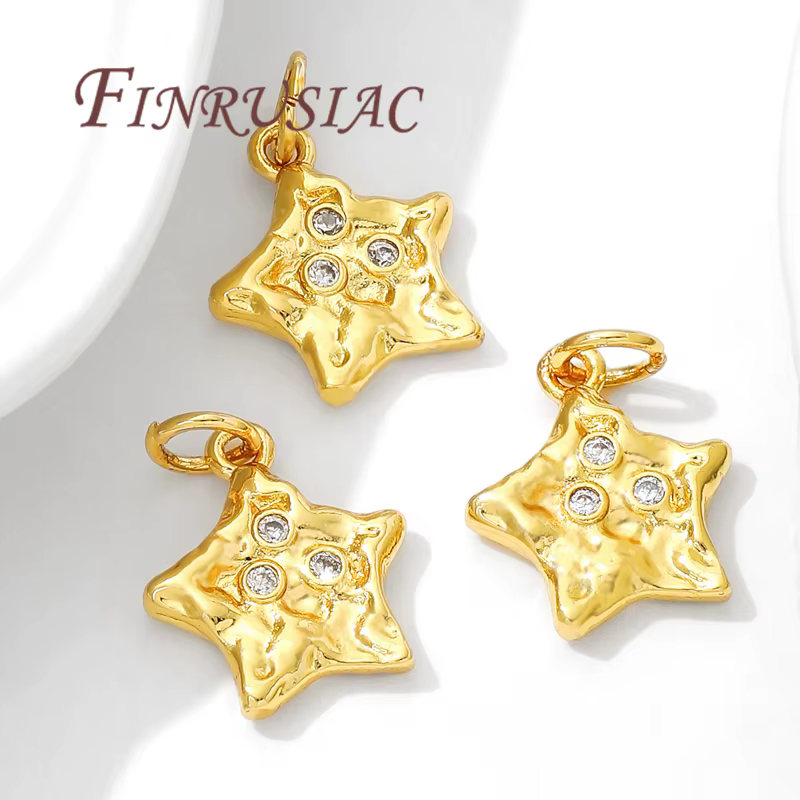 Breloques étoiles plaquées or 18 carats pour bijoux