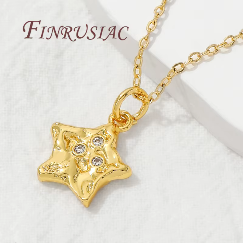 Breloques étoiles plaquées or 18 carats pour bijoux