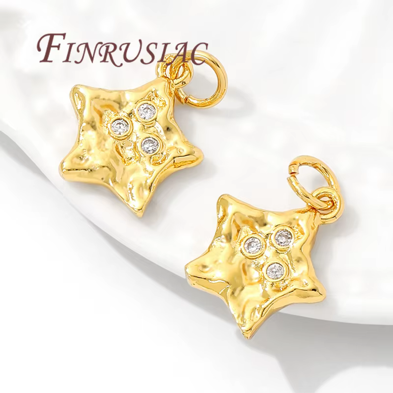 Breloques étoiles plaquées or 18 carats pour bijoux