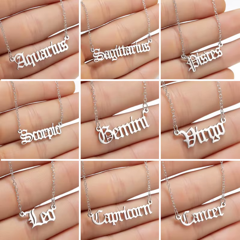 Collier avec les 12 constellations du zodiaque