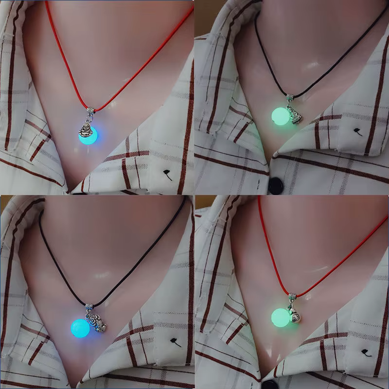 Bracelet pour femme avec breloque gemme lumineuse