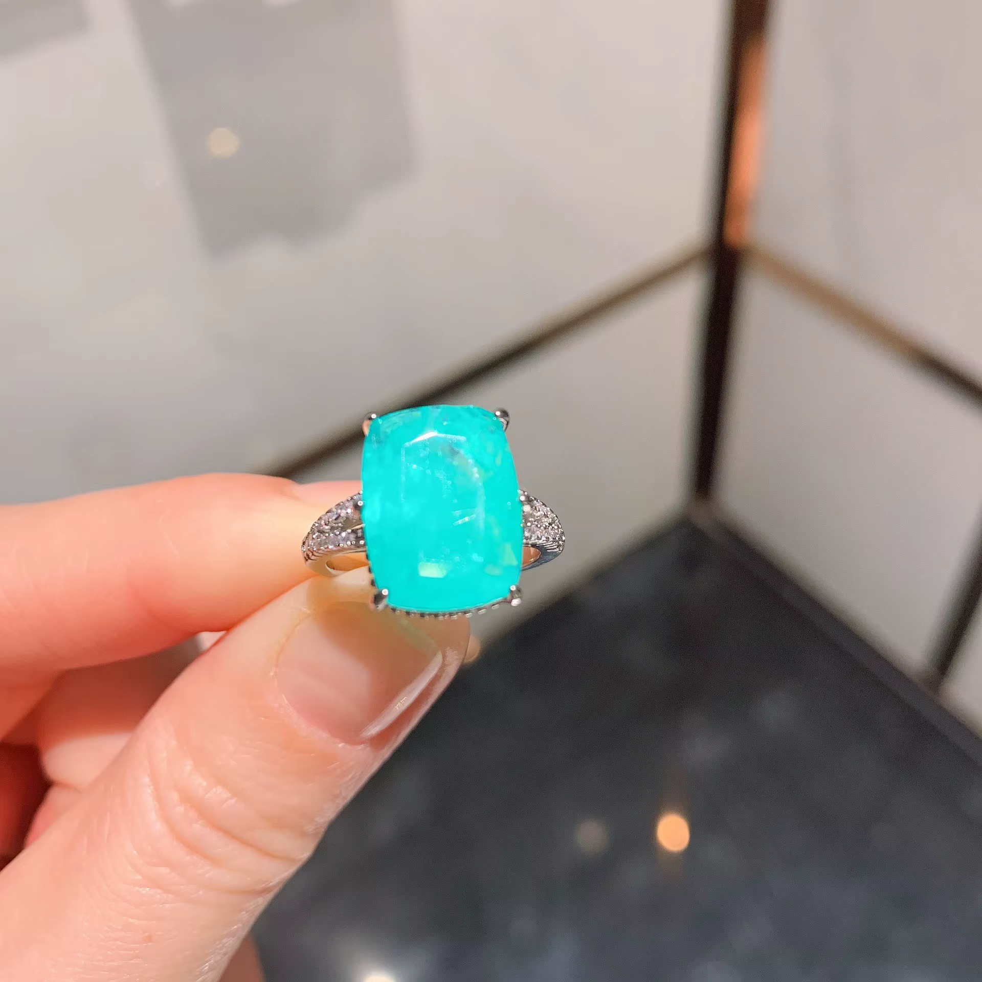 Bague de luxe exquise pour femmes