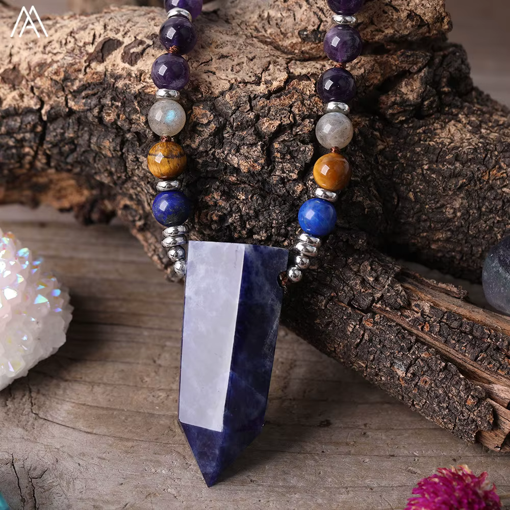 Pendentif en pierre de sodalite naturelle