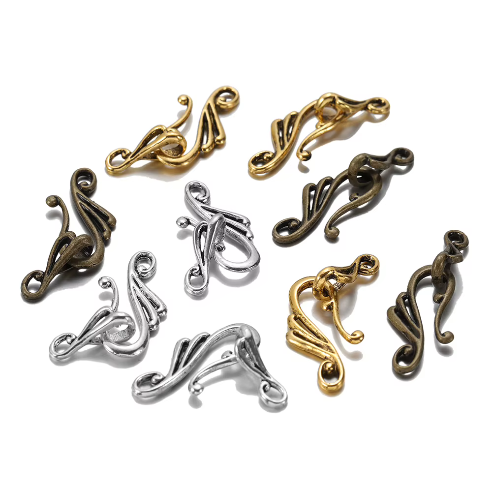 Fermoirs à bijoux en forme de fleur en or Antique
