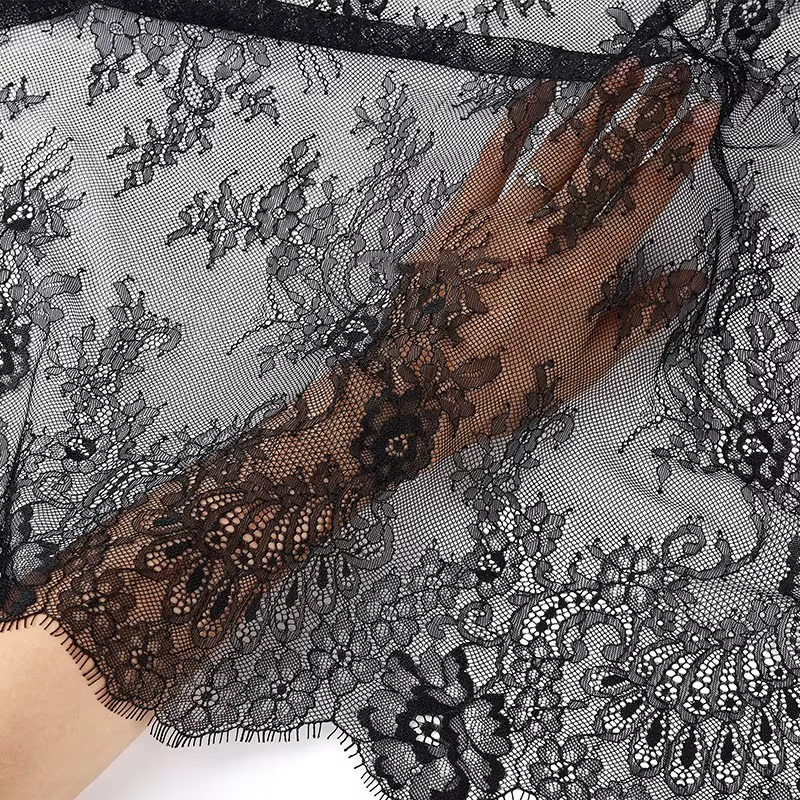 Tissu français en dentelle large
