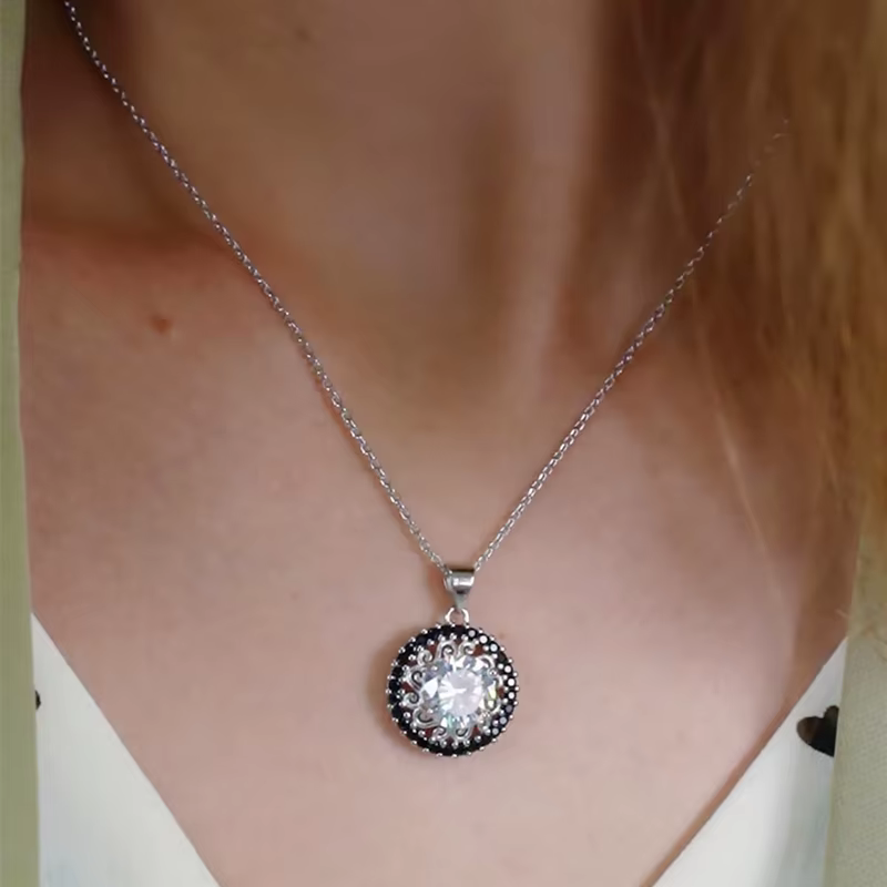 Collier en argent noir AWN