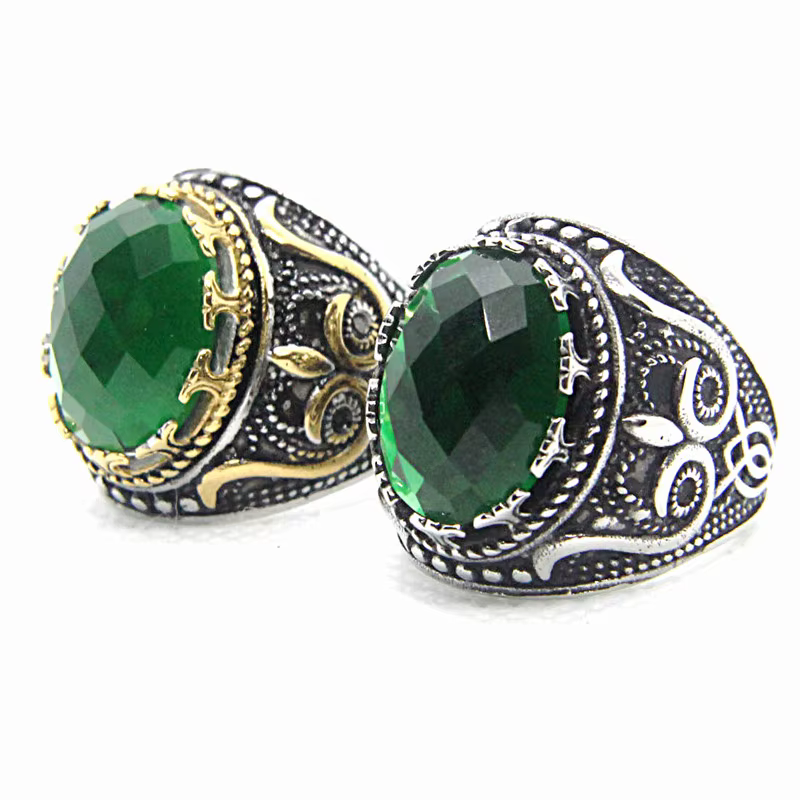 Bague œil en pierre verte en acier inoxydable 316L