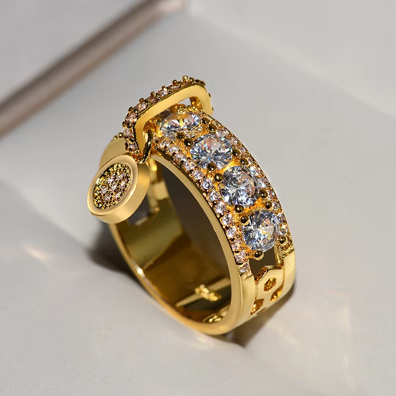 Bague de fiançailles Vintage en Zircon blanc