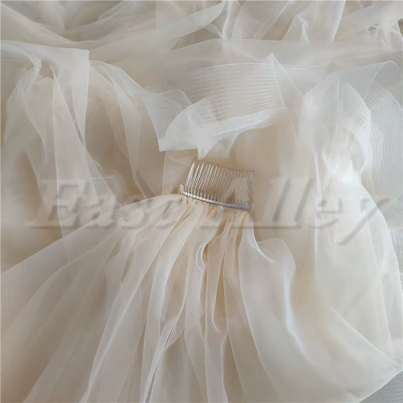 Voile de mariée à deux niveaux avec peigne