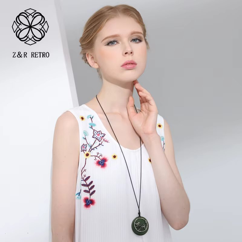 Grand Collier rond Long avec pendentif pour femme