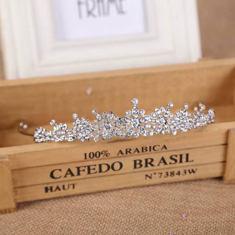 Diadème de mariée en cristal tendance pour femmes