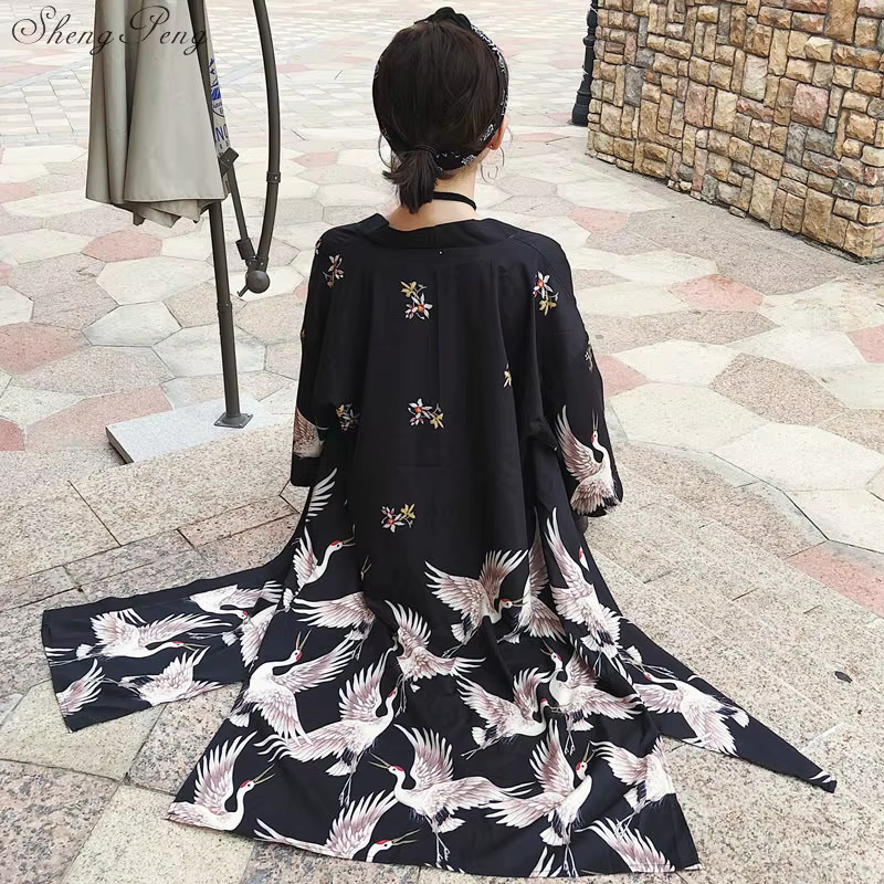 Kimono japonais robe traditionnelle japonaise