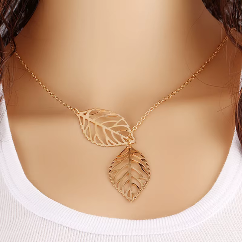Collier pendentif rond minimaliste pour femmes