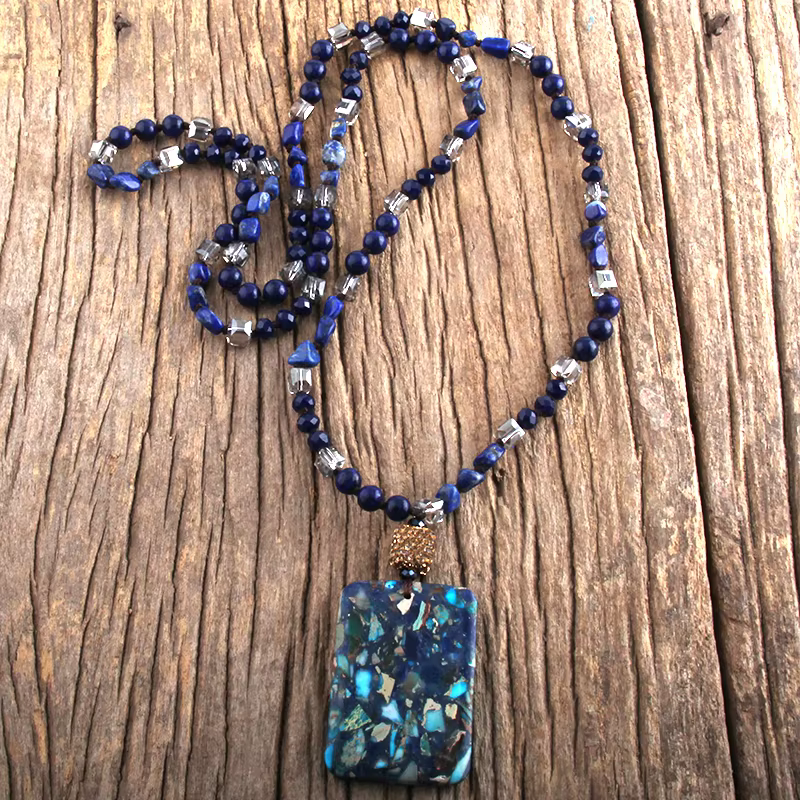 Collier Boho en cristal de charbon naturel de forme aléatoire