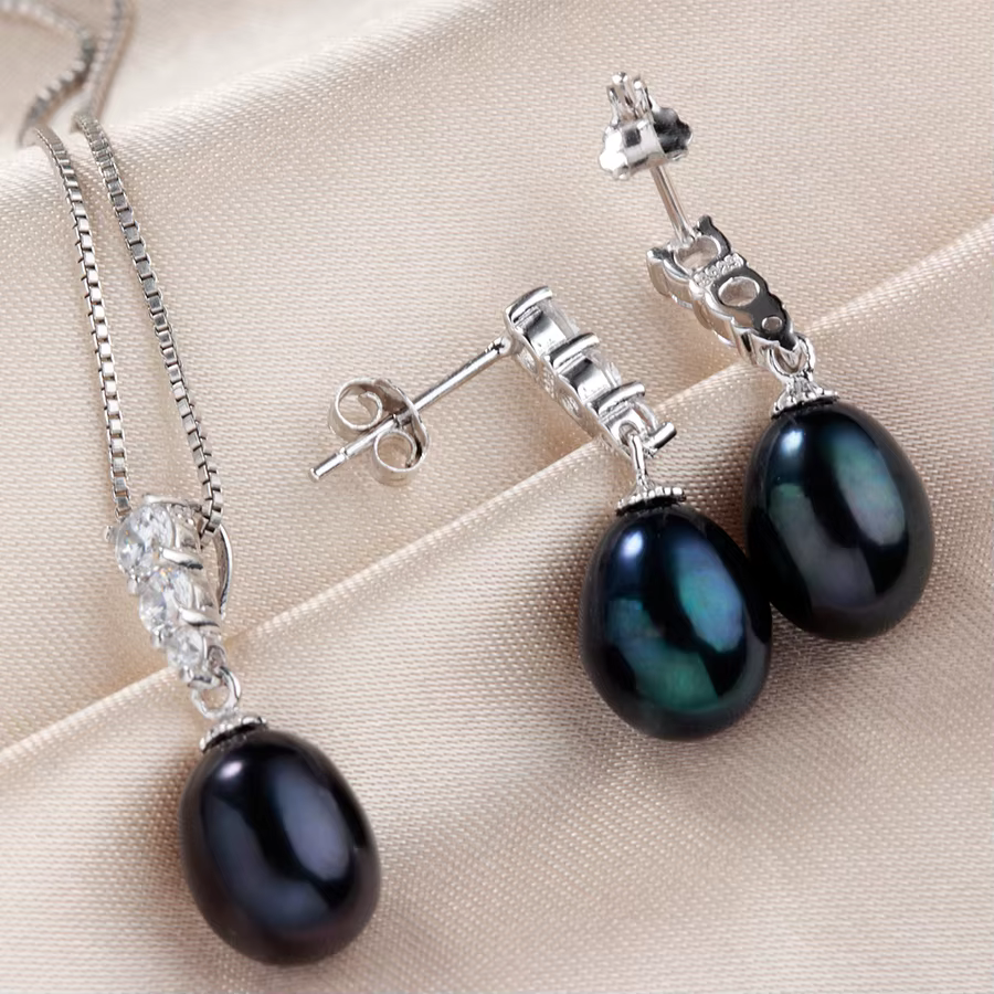 Dainashi 2026 Ensemble de bijoux exquis avec pendentif et boucles d'oreilles pour femmes