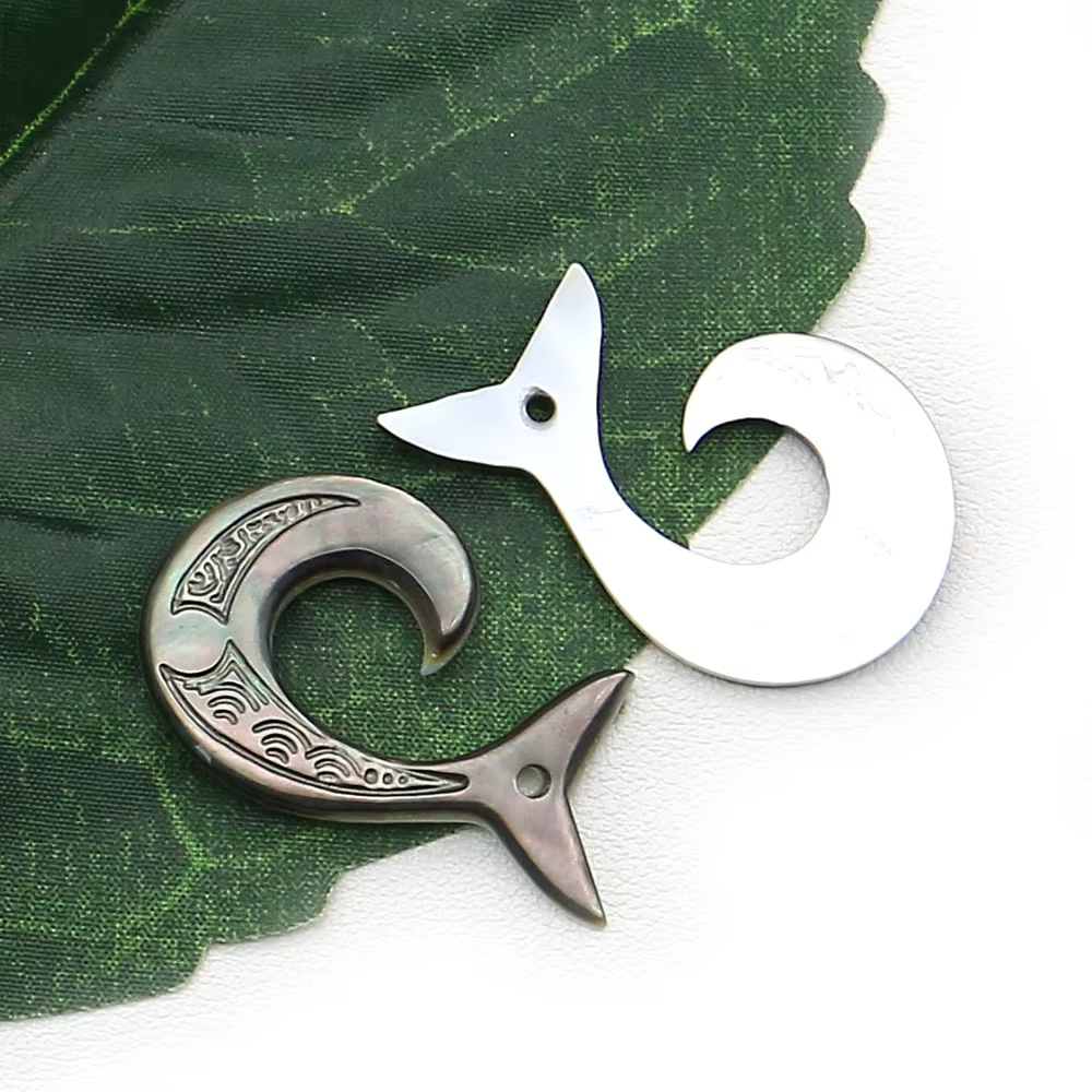 Pendentif en nacre naturelle de Style hawaïen