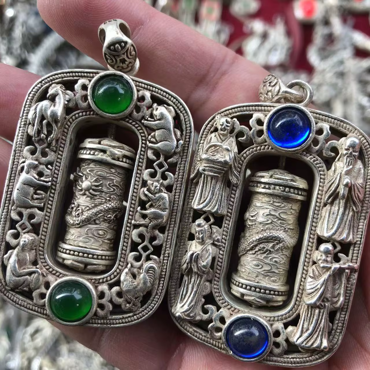 Pendentif rotatif vintage en argent tibétain avec tube de prière