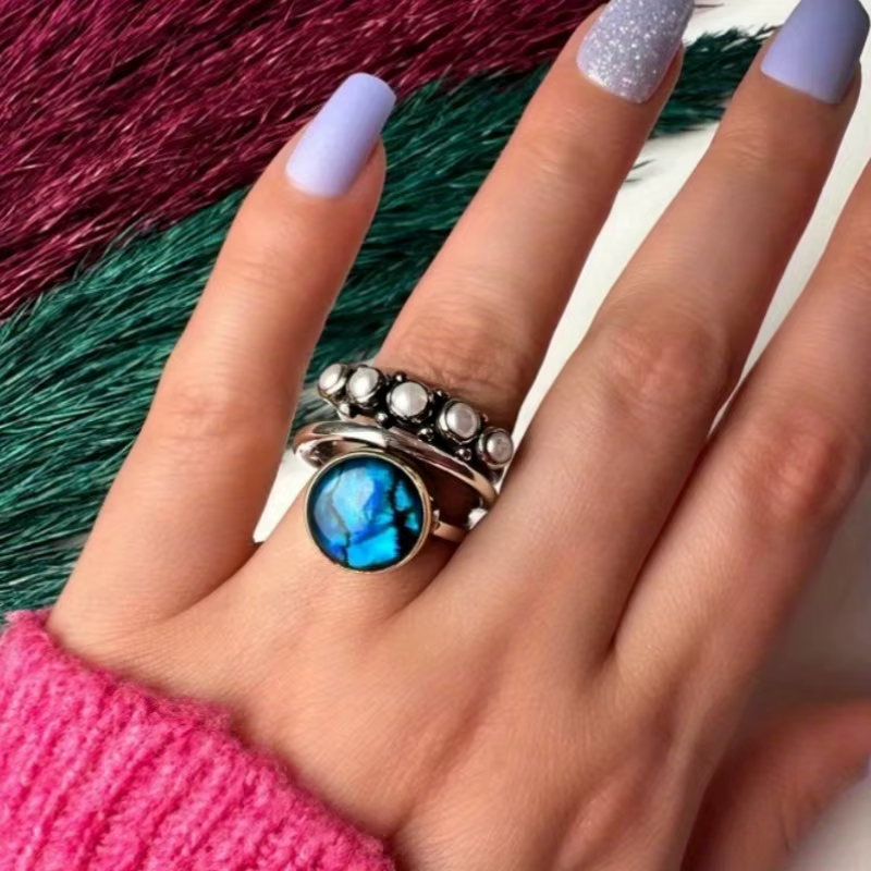 Bague rétro pour femme avec incrustation de perles imitant un design multicouche - Parfaite pour un usage quotidien et les rassemblements