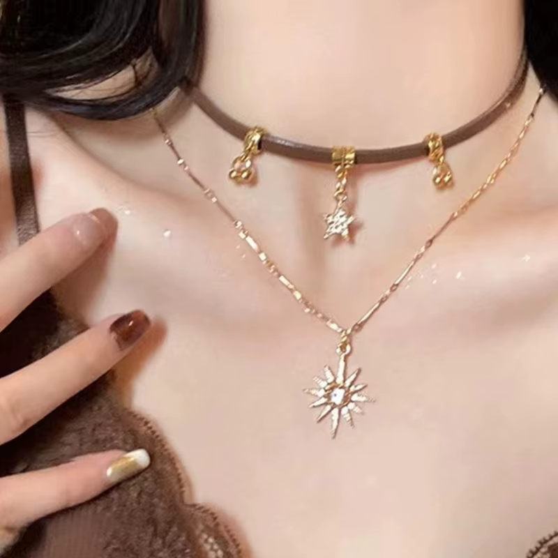 Collier en Zircon étoile du soleil pour femmes