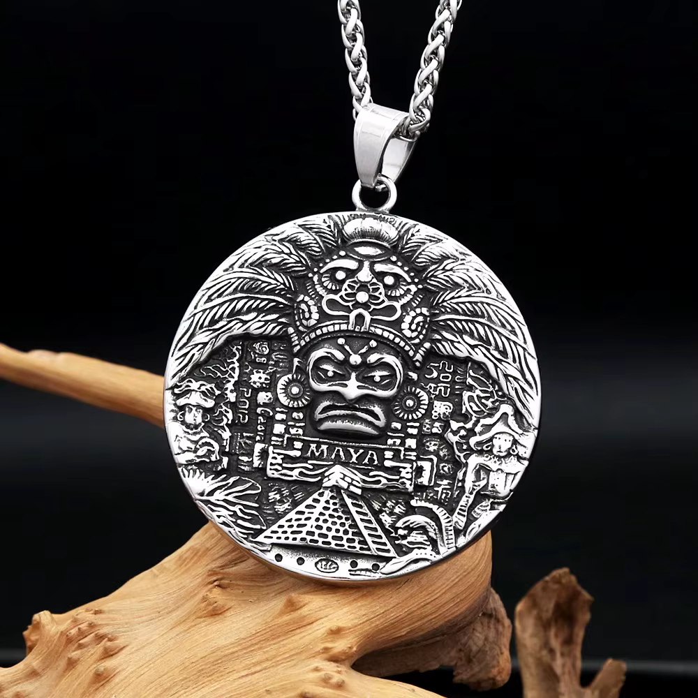 Collier pendentif rétro en acier inoxydable