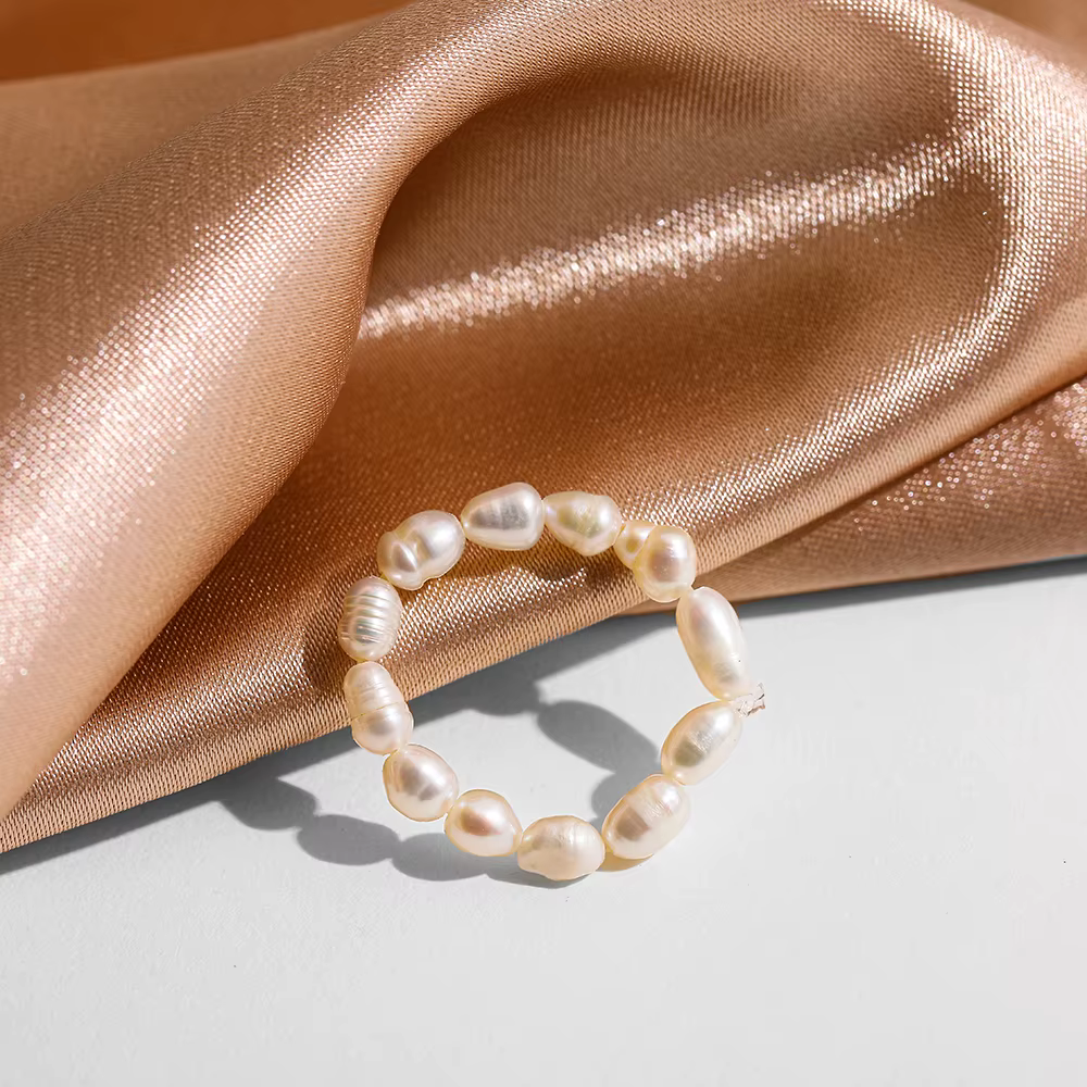 Bagues élégantes en perles d'eau douce naturelles pour femmes