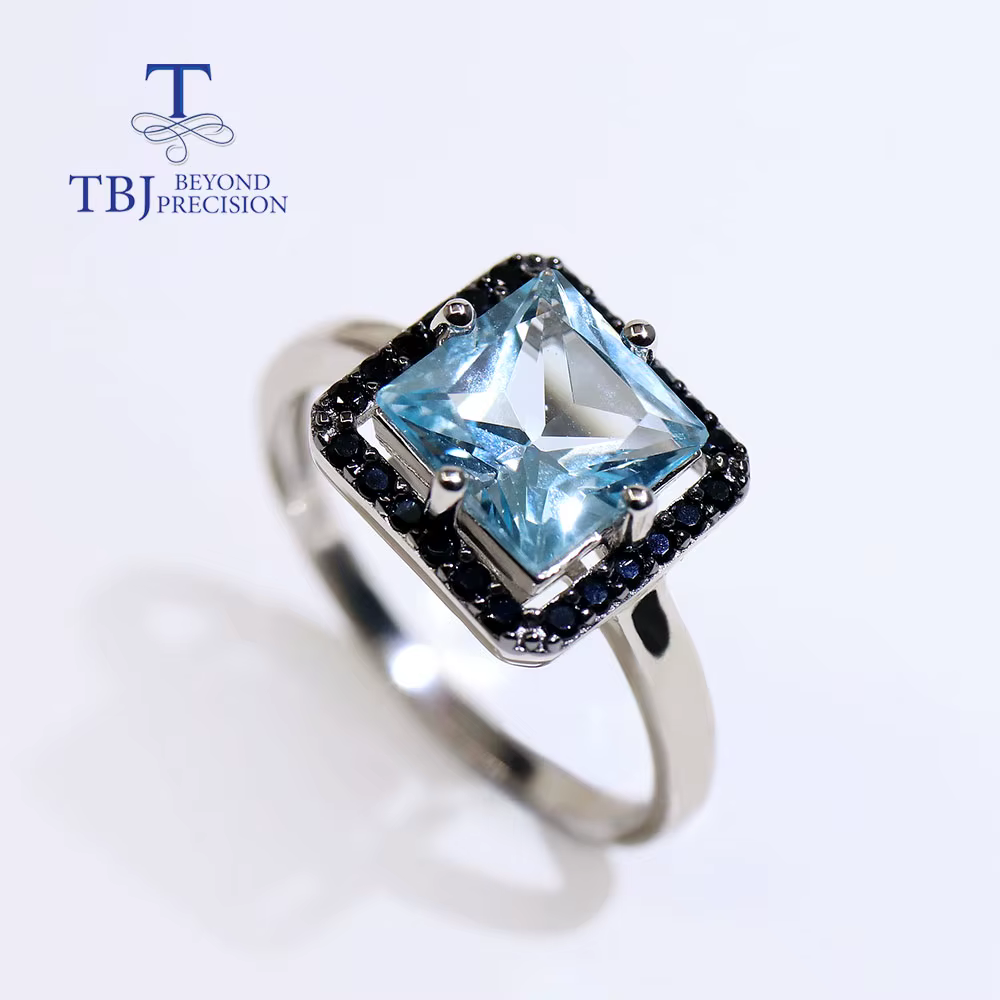 Bague en topaze bleu ciel naturel 2026