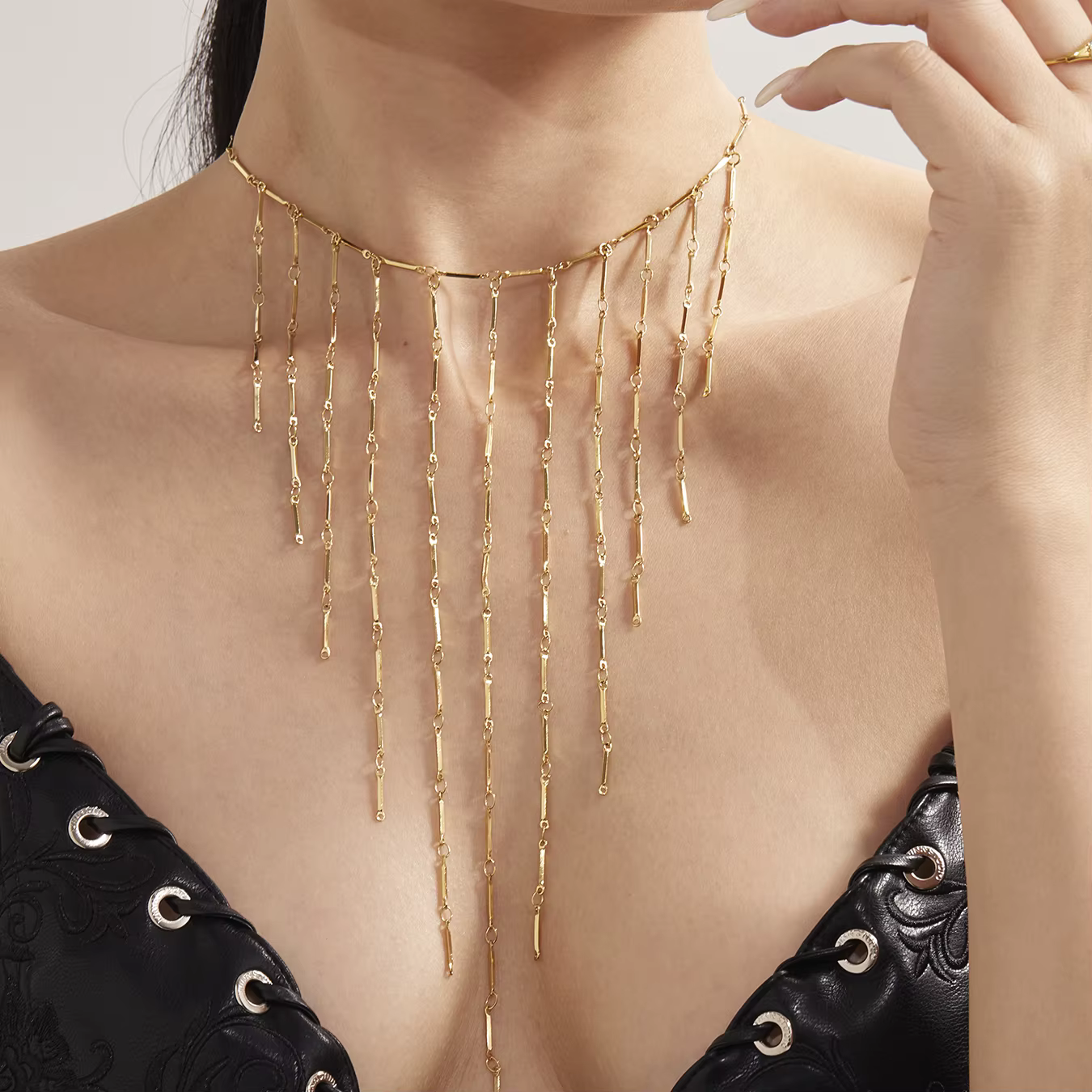 Collier de perles d'eau douce naturelles en argent doré pour femmes