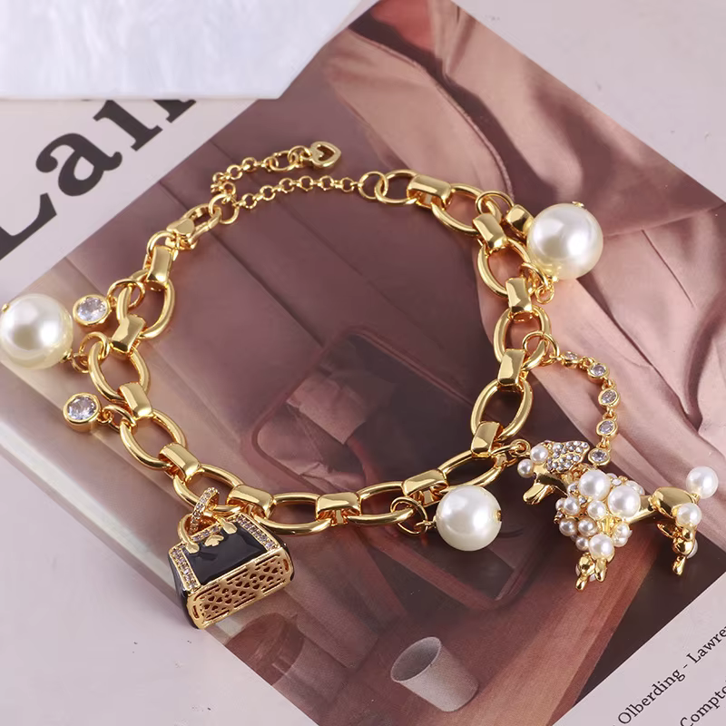 Bracelet multi-pendentifs en émail émaillé