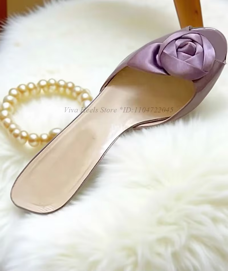 Vintage Rose décor Violet Satin pantoufles femmes 2025 été nouveau en noir/blanc talons hauts confortable en cuir souple Mules Design chaussures